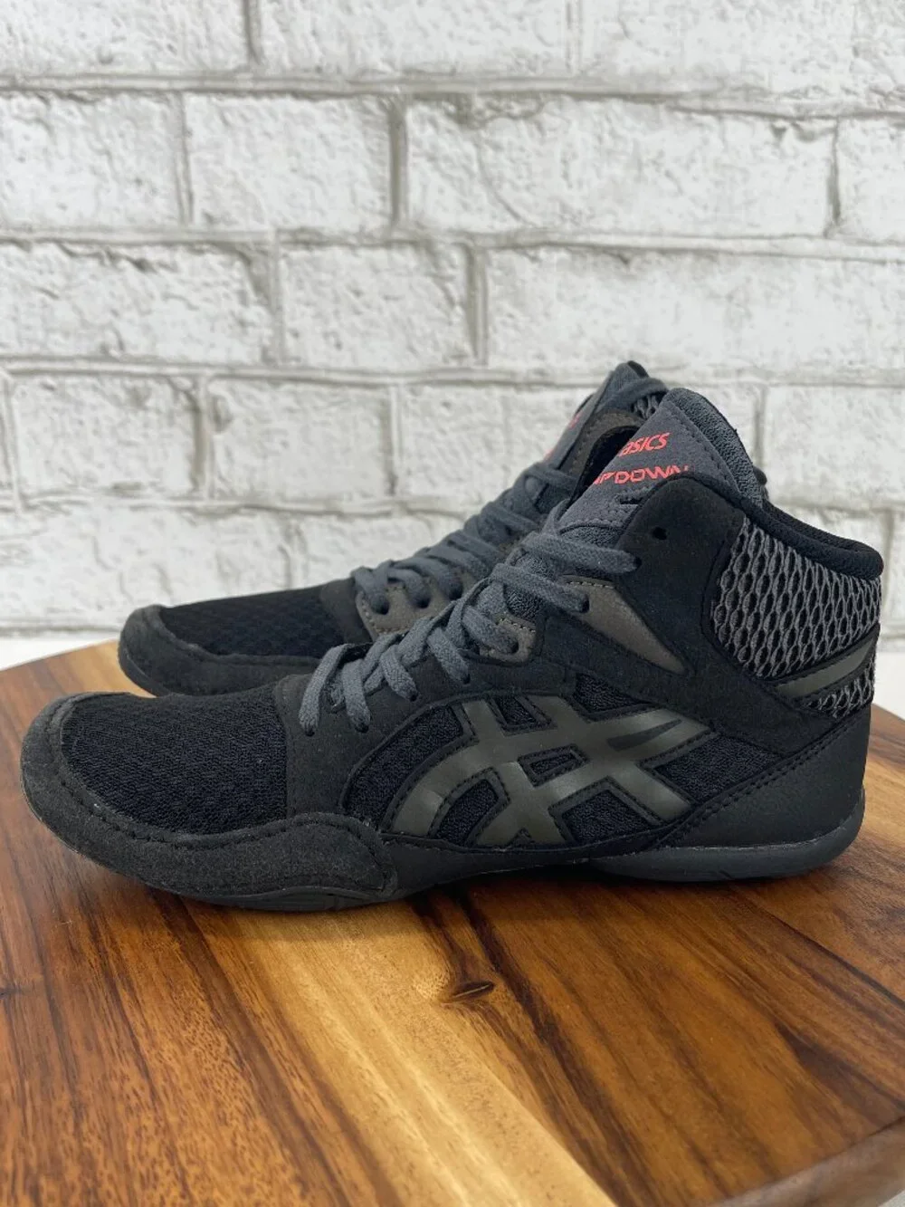 Asics Snapdown 3 Grade School 1084A009 Youth 3.5 Black Gunmetal Wrestling Shoes